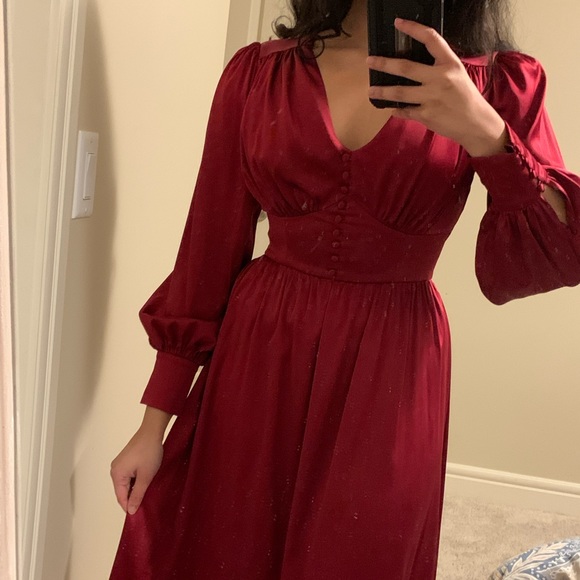 Red Bordeaux Silk Vintage Inspired Gown from Gaala Paris - Picture 5 of 6